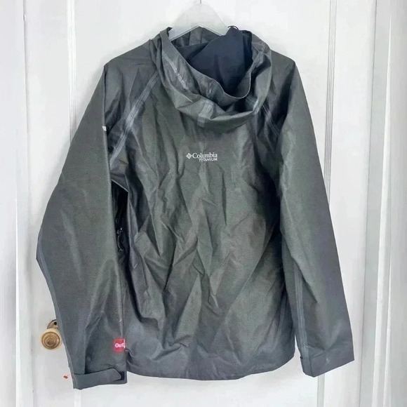 Columbia Titanium Women's OutDry Ex
Reign Jacket in Charcoal Heather - Picture 4 of 6